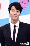 이동건, 現 소속사 FNC와 재계약 체결…중화권 진출 가속