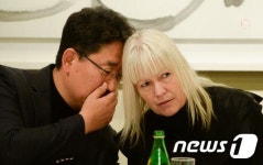 광주비엔날레 대화