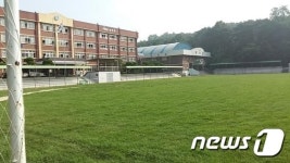 경기농기원 ‘천연잔디 관리기술’, 학생·교직원 ‘호평’