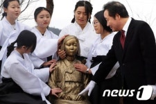 땅끝마을 해남서 전국 29번째 평화의 소녀상 제막