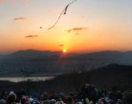 서울서 가장 먼저 해뜨는 아차산 해맞이축제 새해 첫날에