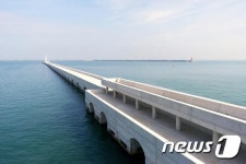 포항 영일만항 남방파제 1단계 구간, 4년만에 완공