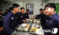 연말연시에도…서해 최전방 222전진기지 근무중 이상무!