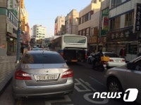 자갈치시장, 불경기·교통체증·주차난에 고객발길 뚝