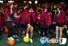 상징의식과 함께하는 특별한 졸업식