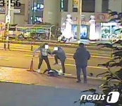 퇴폐신고자 안 죽을 만큼 폭행한 안마시술소 비호 조폭