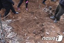 첫째딸이 암매장 된 야산