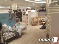 [르포]신세계강남점 전문관 특화…만져보고 사용도 해보고