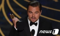 디카프리오, 징크스 깨고 오스카 주연상…22년만에 쾌거