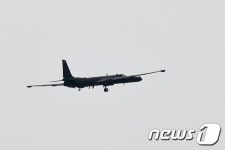이륙하는 U-2 정찰기