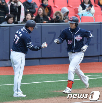 [프로야구] 이기고 싶었던 두산, 마음과 달랐던 시범경기 개막전