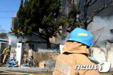 양산 물금읍 직물공장 화재…4400여 만원 재산 피해