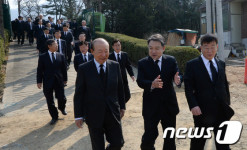 정몽구·현정은 회장, 故정주영 묘소 참배…전국 곳곳서 추모식