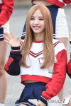 우주소녀 보나, 금발의 미소녀