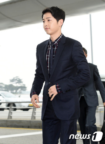 송중기, '이 남자의 슈트핏 완벽하지 말입니다'