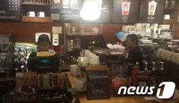 휴일이요? 휴 일해야죠!…한숨 쉬는 노동자들