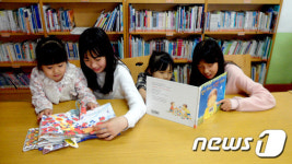 울산 약수초, ‘책일어주는 언니’ 봉사활동 화제