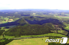 제주 거문오름 용암동굴계 8000년전 형성