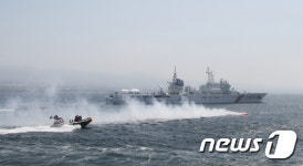 대규모 해상 인명 구조 훈련하는 제주해경