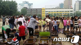 순창군, 서울 동작·용두초 방문 친환경 출장 모내기