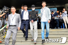 검찰 송치되는 강남역 묻지마 살인 피의자