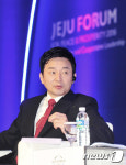 스트라우벨과 대담하는 원희룡 지사
