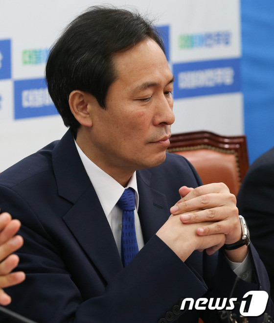 국회 협치 강화 노력에 나선 우상호 대통령실 정무수석, 국민과의 소통 강조【82글자】