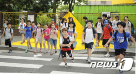 안전한 등하굣길을 위한 옐로카펫