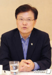 제주 벤처기업 대표 만난 최양희 미래부 장관