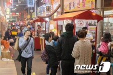 [夜~好~ 야시장이 뜬다]수제맥주·퓨전음식으로 활기 찾은 ‘오산 오색시장’