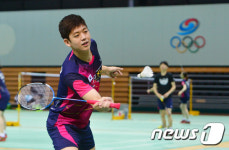 이용대 훈련은 즐겁게