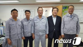 한진중공업 노동조합 찾은 김무성