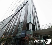 강남 떠나 성수동으로 터 옮기는 연예기획사들