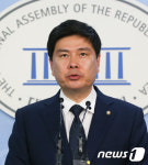 새누리 '영남권 신공항 입지선정 받아드려야