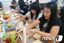 전남문화관광재단, 목포 자유시장 시장예술학교 운영