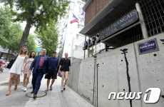 서래마을에 파리식 길 표지판