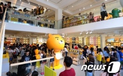 카카오프렌즈 플래그십 스토어 1호점 오픈 첫 날