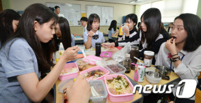 장기간 급식파업에 들어간 이현고등학교