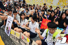 바위처럼 율동따라하는 학생들