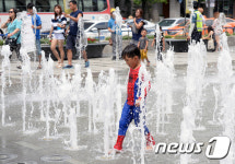[29일 날씨] 또 찜통더위…중부지방 장맛비 조금