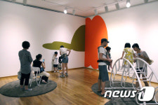 무더위 여름피서 문화공간에서 즐기자
