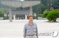 국립5.18민주묘지 찾은 김무성 전 대표