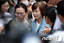 침통한 이대 총장