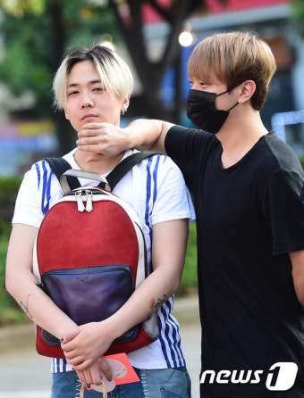 FT아일랜드 이홍기, 최민환 지지 논란 재점화…팬들 엇갈린 반응SEOUL에서 데이터 뉴스 경NIEnv