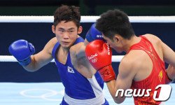 잽 적중 시키는 복싱 함상명