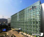 서울 중구-롯데백화점, 저소득 노인에 삼계탕 대접