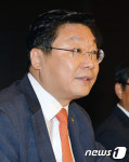 주형환 장관 자동차업계 노사관계 신경써달라