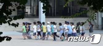 폭염 속 체육수업