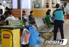 인간대접 해달라 김포공항 환경미화원 파업 예고