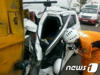 부산 사상 강변대로 전방주시 태만 추돌사고 발생